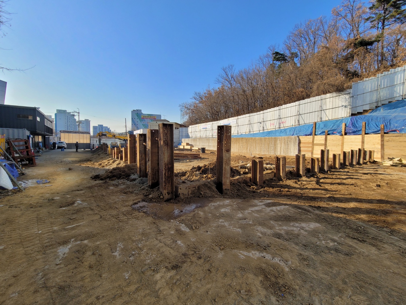 11. 2024.12.19(목)_SIDE PILE 천공 및 근입(13공천공).jpg
